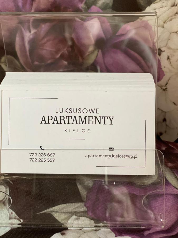 Family & Business Elegant Apartments Ul Astronautow Centrum Downtown - 3 Bedroom, Parking Kielce Exterior photo
