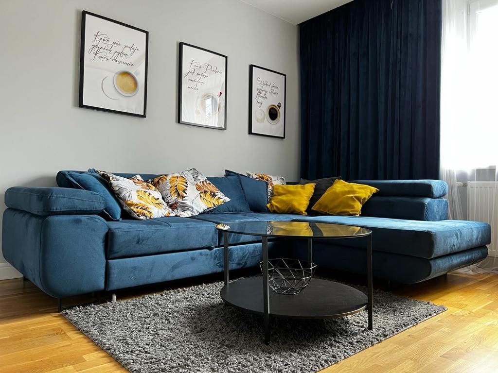 Family & Business Elegant Apartments Ul Astronautow Centrum Downtown - 3 Bedroom, Parking Kielce Exterior photo