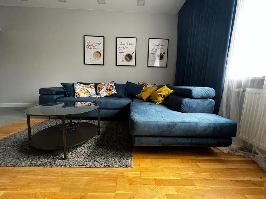 Family & Business Elegant Apartments Ul Astronautow Centrum Downtown - 3 Bedroom, Parking Kielce Exterior photo